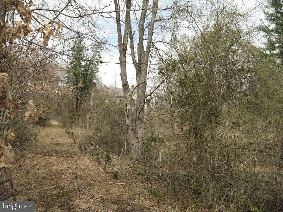 2nd image of 7500 Accokeek Rd