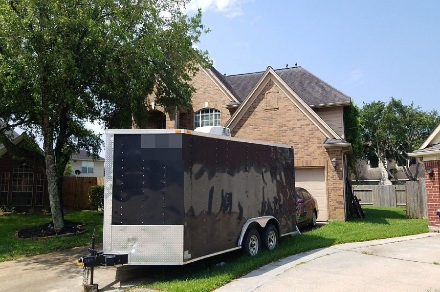 2nd image of 10602 Canna Ct