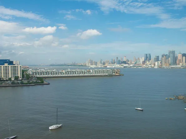 1500 Washington Street image 1 of 10