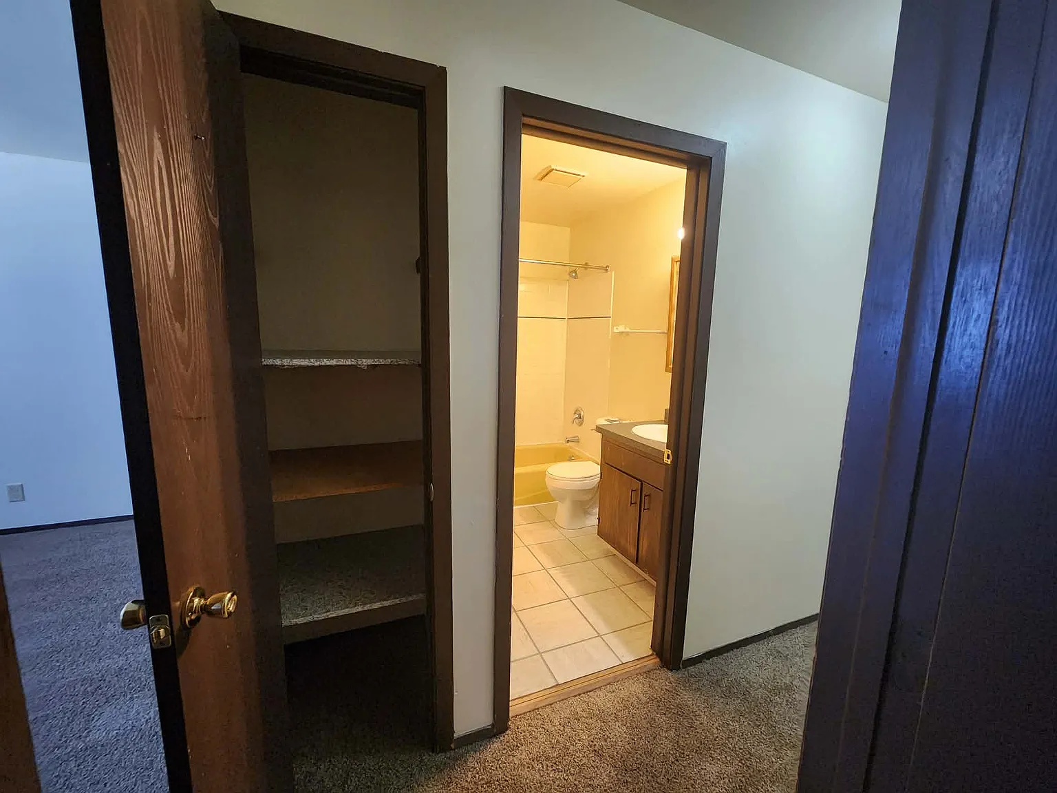 3240 Packer Drive - 204 — Photo 4