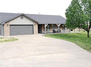 12282 Leonard Rd, Gravette, AR 72736