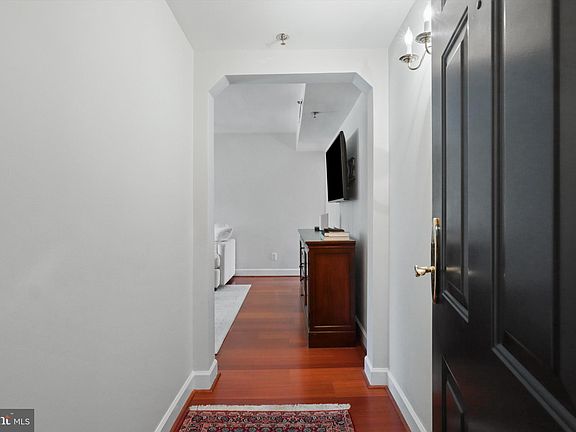 3rd image of 602 Bashford Ln Unit 2221