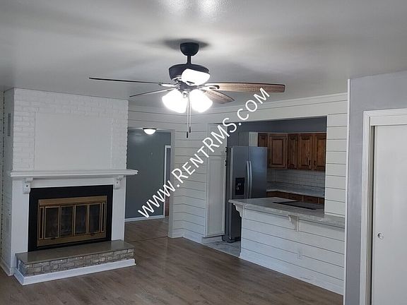 3rd image of 5524 SW 13th St