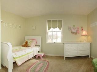 56 Orchard Hill Rd, Haverhill, MA 01835