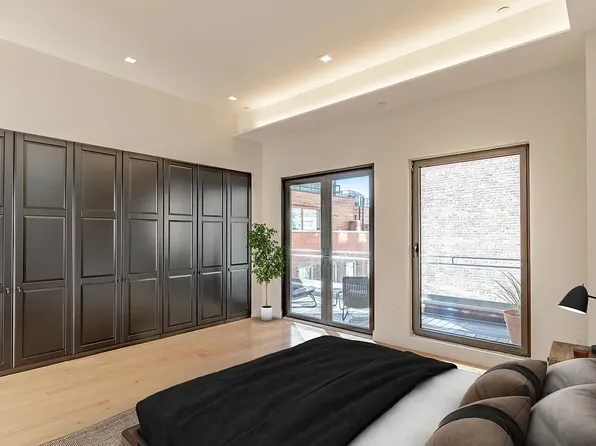 391 Broadway image 10 of 19