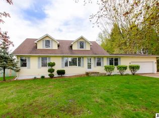 1415 S Dearing Rd, Parma, MI 49269