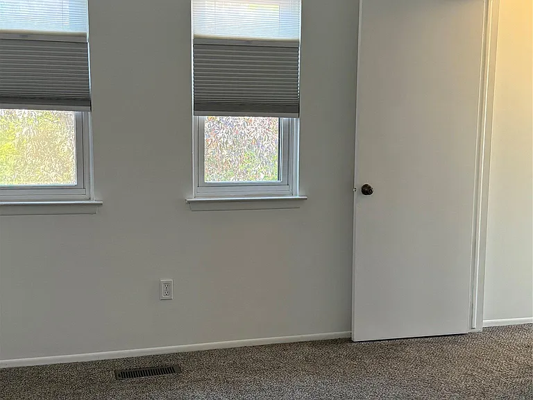 3028 Moon Lake Dr — Photo 27