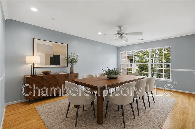 3 bed, 2.5 bath, 1821 sqft, $3,000 — Photo 4
