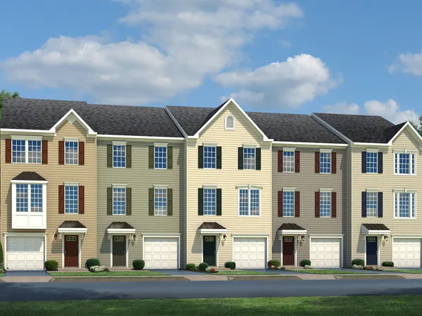 2687 Bears Den Dr, Locust Grove, VA 22508