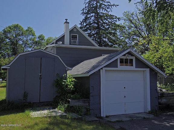 3rd image of 1309 America Ave NW