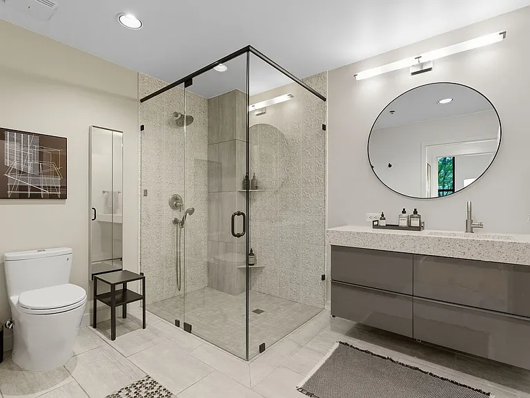922 NW 11th Ave #110 — Photo 17