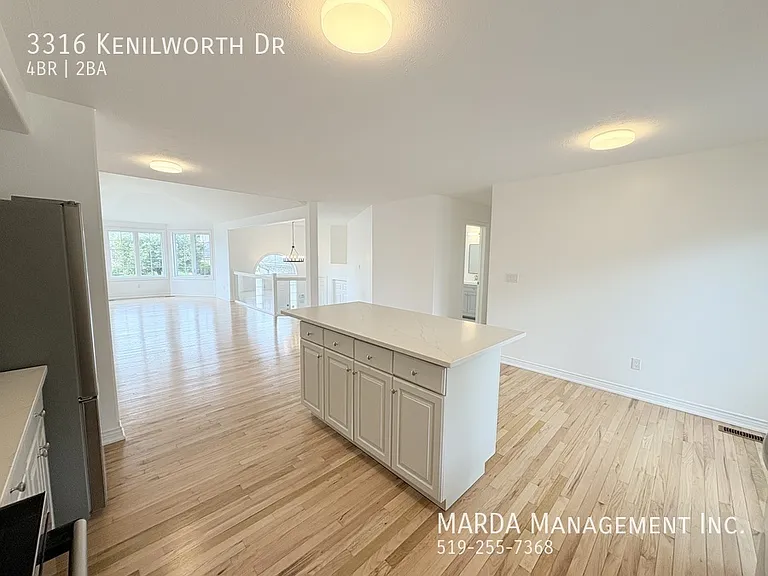 3316 Kenilworth Dr — Photo 43