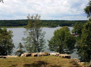 18435 Otter Point Rd, Wellesley Island, NY 13640
