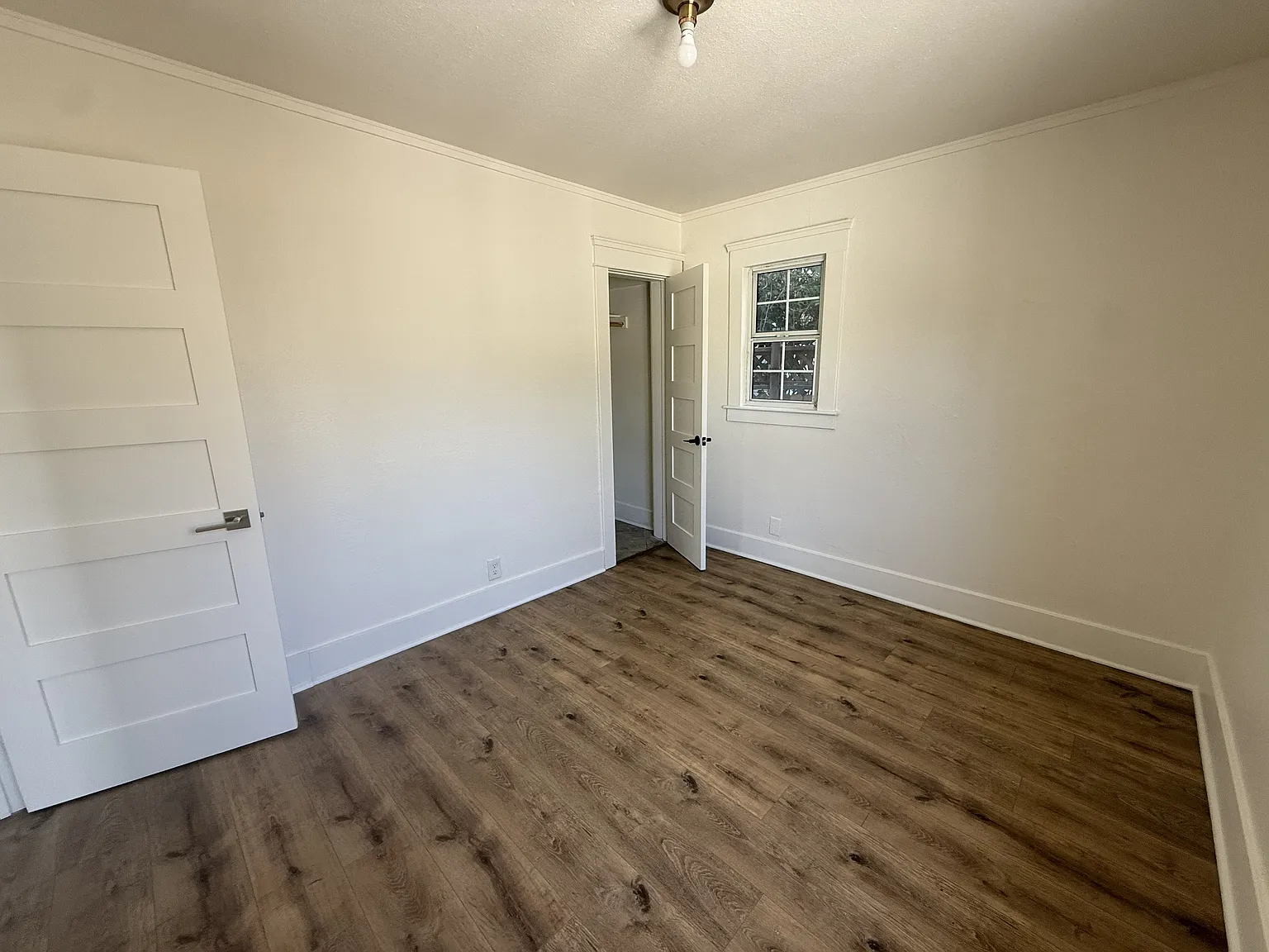 3 bed, 912 sqft, $3,500 — Photo 4