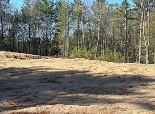 14 Liquori Dr, Southwick, MA 01077