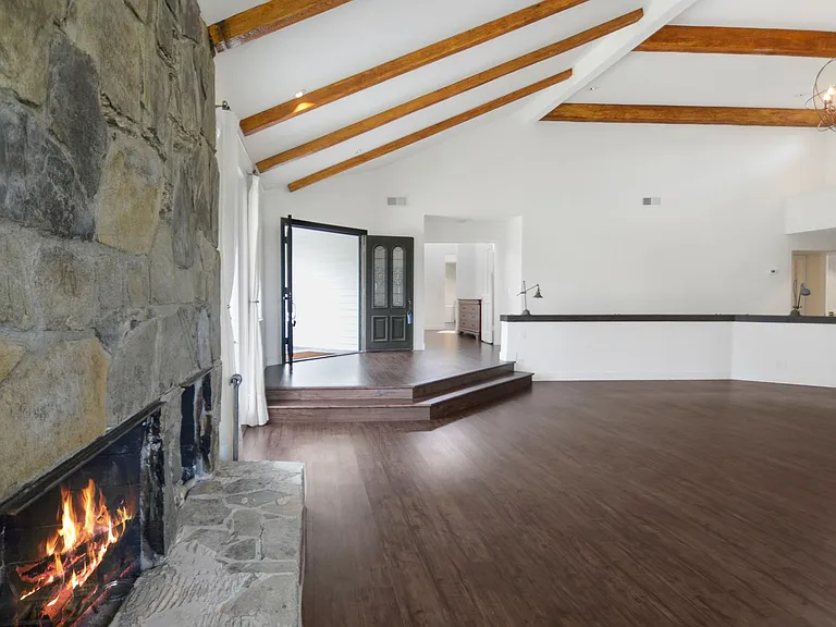 9 Andalucia Dr — Photo 13