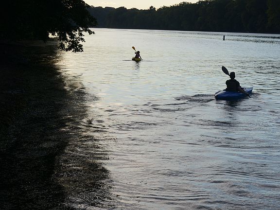 Kayak 200 yards across river