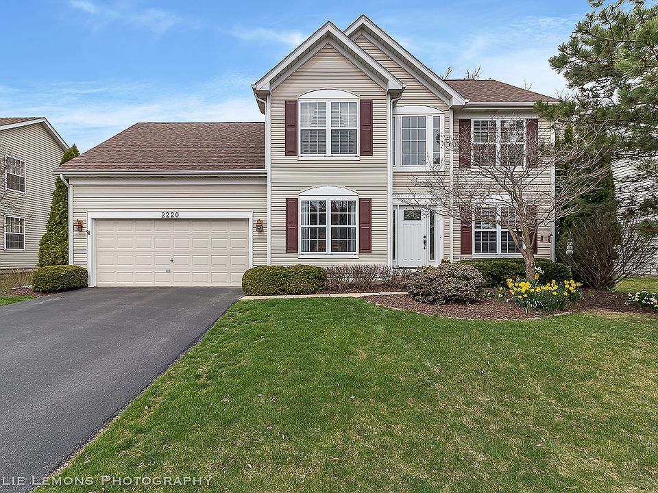 1st image of 2220 Cheshire Dr