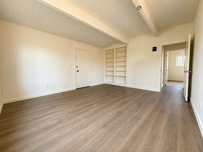 4671 Utah St #6 — Photo 2