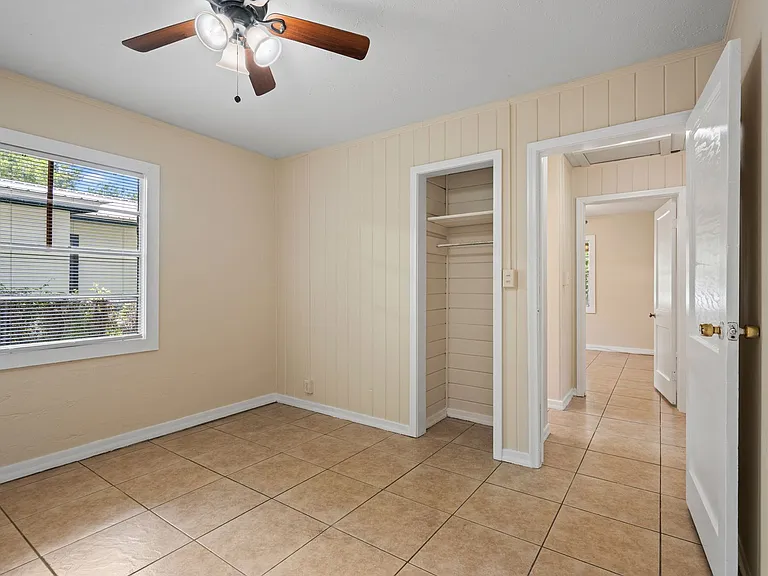 347 Lena St — Photo 11