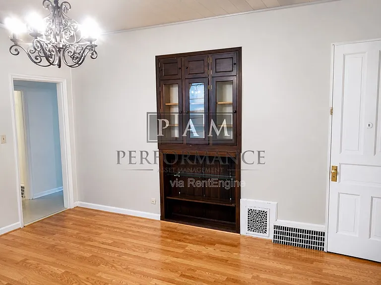 2555 N Humboldt Blvd #1 — Photo 3