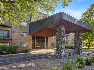 239 N Mill Rd APT 108, Addison, IL 60101