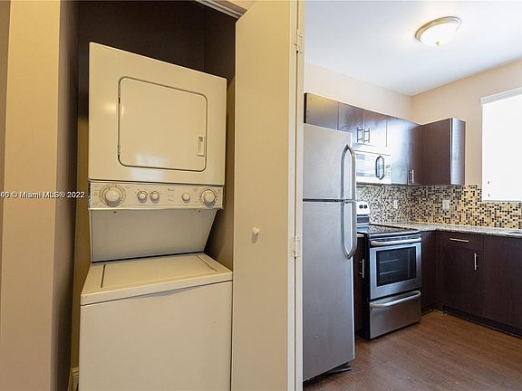 4th image of 5416 NE 1st Ct APT 1