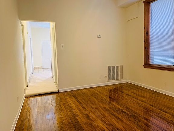 4th image of 1115 S Troy St APT 1E