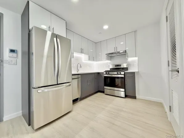13450 BLOSSOM AVE #4F, Flushing, NY 11355