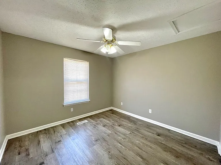926 Lc Ave — Photo 11