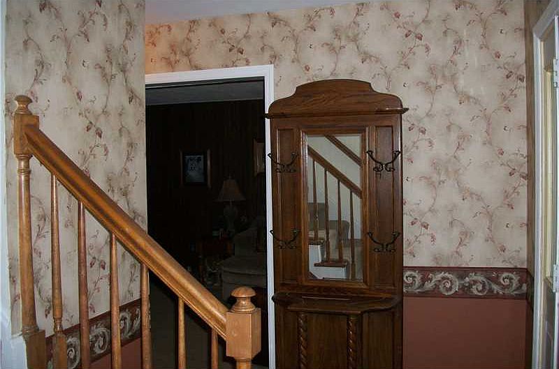 1st image of 7734 Hollybrook Ln