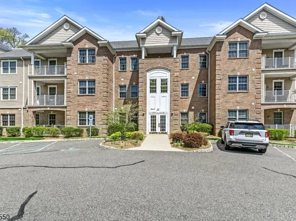 88 Zachary Way, Mount Arlington Boro, NJ 07856