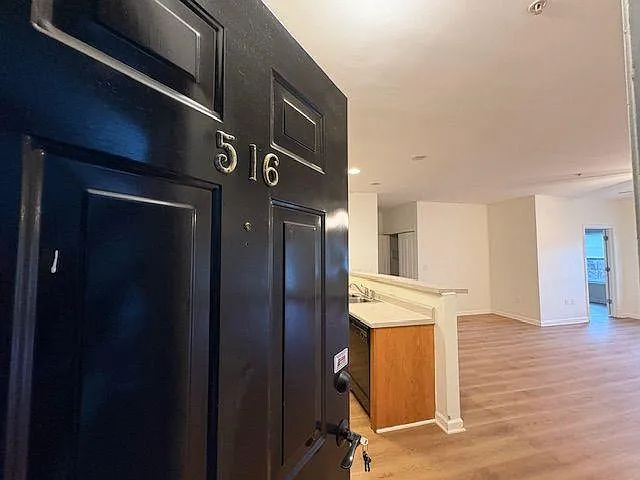 2 bed, 2.0 bath, 1128 sqft, $1,500 — Photo 3
