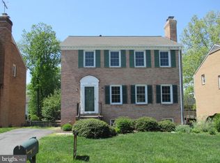 1232 Pine Hill Rd, Mc Lean, VA 22101