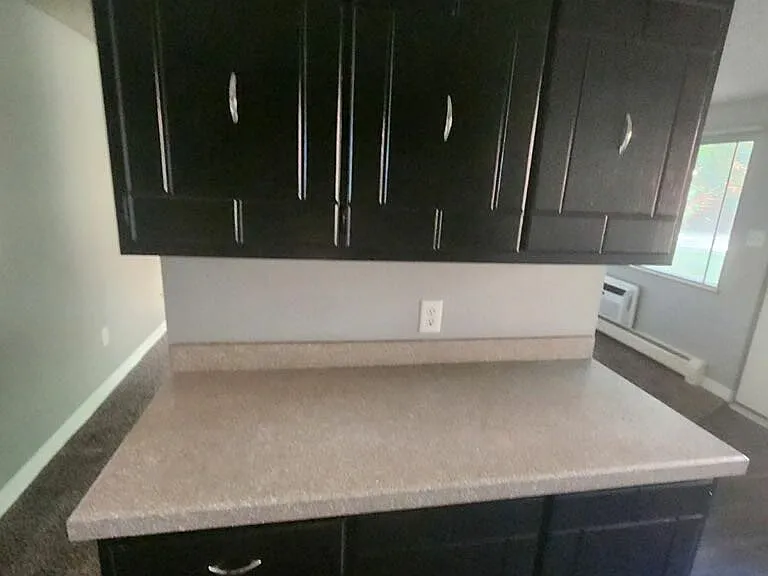 Crestview Apartments — Photo 18