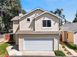 6416 Laguna Mirage Ln, Elk Grove, CA 95758