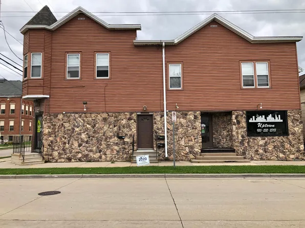 958 W 6th Ave #A, Oshkosh, WI 54902