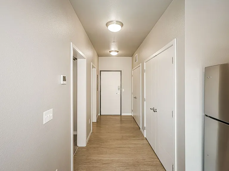 Lakeside Flats — Photo 30