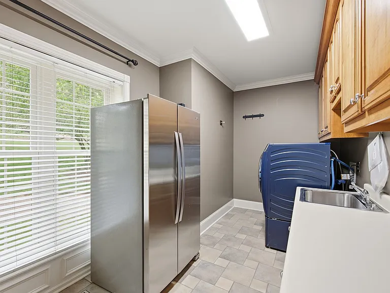 525 Arden Wood Pl — Photo 33