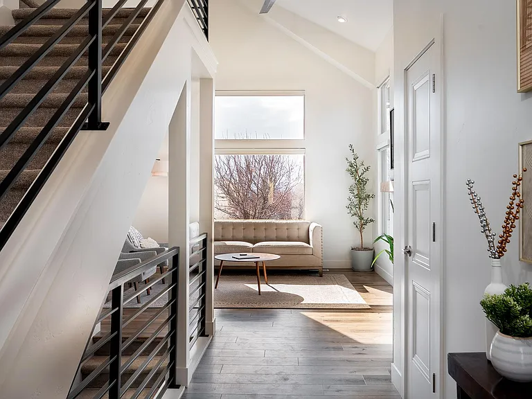159 W Harvest Village Ln — Photo 3