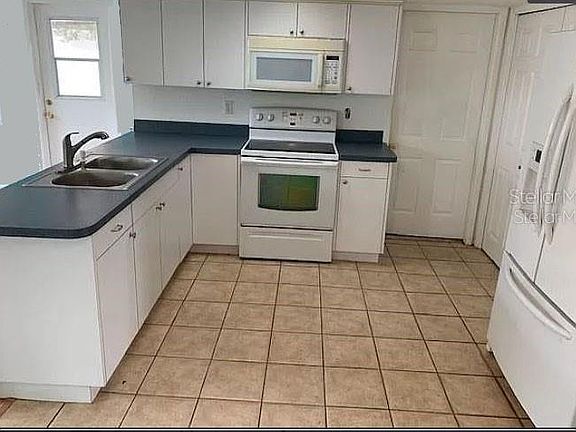 5th image of 4142 Woodfield Ave