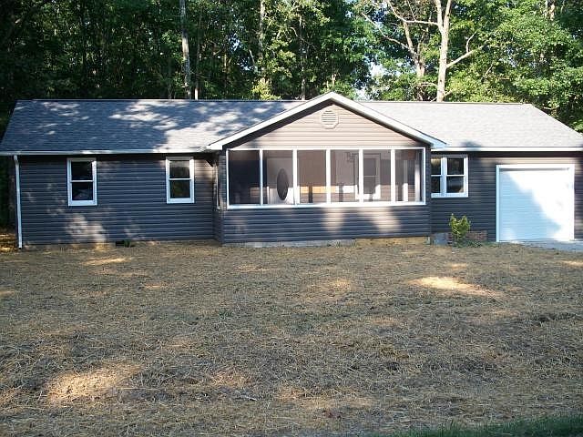 1st image of 444 Camelia Dr