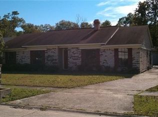 409 W Lake Catahoula Ct, Slidell, LA 70461