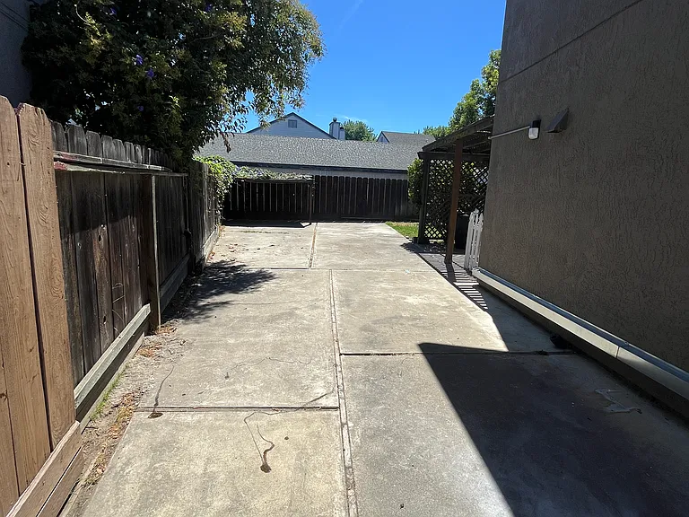 Big Side Yard