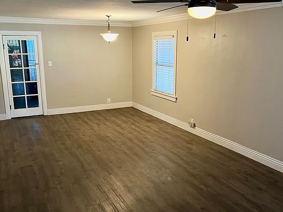2nd image of 1444 Corson St