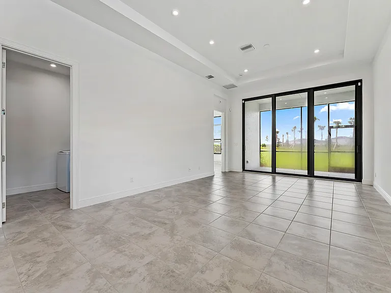 9333 SW Pepoli Way — Photo 14