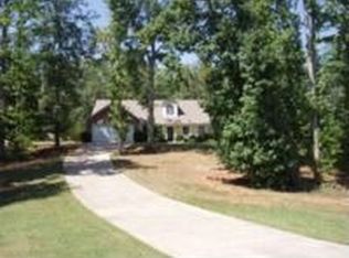 1305 Sunflower Ct, Locust Grove, GA 30248