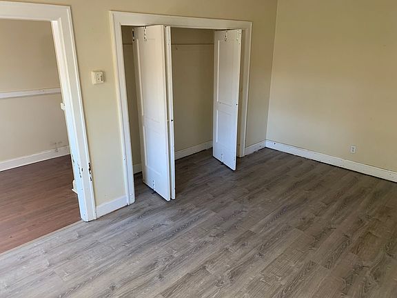 4th image of 419 E Galena Blvd #109