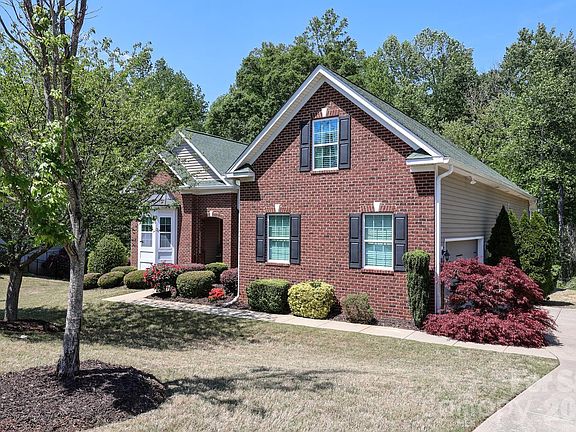2nd image of 2217 Chapel Gate Dr