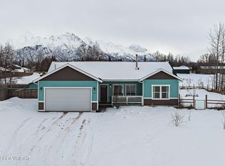 1027 S Arza Cir, Palmer, AK 99645